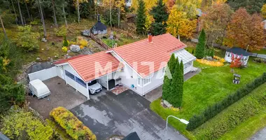 Casa 4 habitaciones en Paelkaene, Finlandia