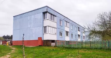 Apartamento 3 habitaciones en Slabada, Bielorrusia