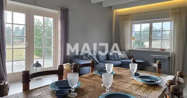 3 bedroom apartment in Jurmalciems, Latvia