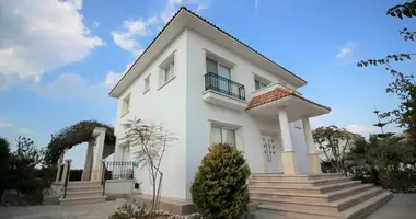 Villa  mit Meerblick, mit Terrasse, mit Badezimmer in Agios Amvrosios, Nordzypern