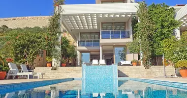 Villa Villa de 5 habitaciones con calefacción de gas, con basseyn, con predostavlyaetsya VNZh en Turquía