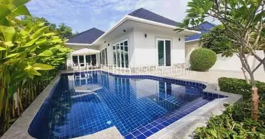 Villa 3 chambres dans Rawai, Thaïlande