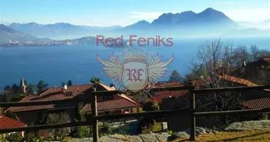 2 bedroom apartment in Verbania, Italy