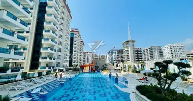 3 bedroom apartment in Mahmutlar, Turkey