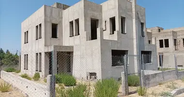 Investment 1 414 m² in Argaka, Cyprus