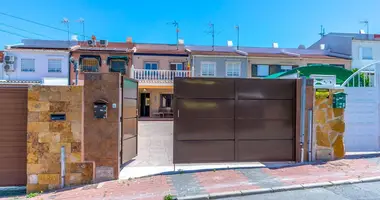 2 bedroom house in Torrevieja, Spain