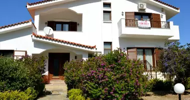Villa 5 chambres avec Vue sur la montagne dans Kouvaras, Grèce