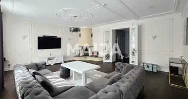 Apartamento 4 habitaciones en Riga, Letonia