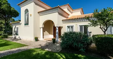 4 room villa with 
Bedrooms in Almancil, Portugal
