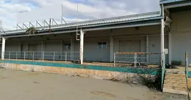 Warehouse 2 675 m² in Kokkinotrimithia, Cyprus