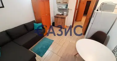 Квартира 3 комнаты в Несебр, Болгария