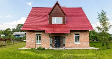 Maison dans Bialarucki sielski Saviet, Biélorussie