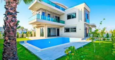 Villa 5 Zimmer mit Balkon, mit Klimaanlage, mit Parken in Belek, Türkei