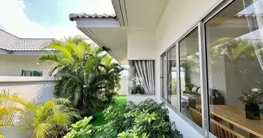 Villa 3 bedrooms with Furnitured, with parking, with Online tour in Pattaya, Thailand