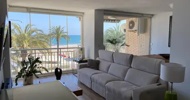 Mieszkanie 4 pokoi w Alicante, Hiszpania