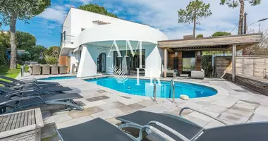 Villa 5 bedrooms in Cannes, France
