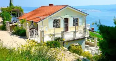 Hotel 291 m² in Grad Omis, Croatia