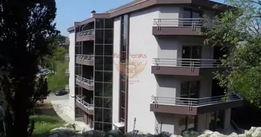 Wohnung 4 Zimmer in Podgorica, Montenegro