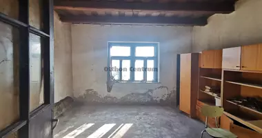 2 room house in Nagyigmand, Hungary
