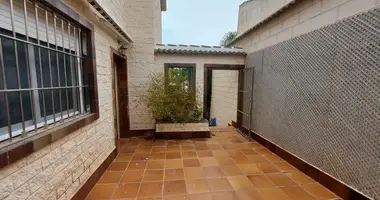 5 bedroom house in Pilar de la Horadada, Spain