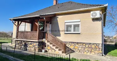 4 room house in Ajka, Hungary
