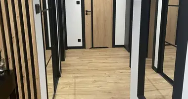 Apartamento 4 habitaciones en Varsovia, Polonia