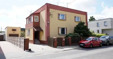 Maison dans Wrzesnia, Pologne