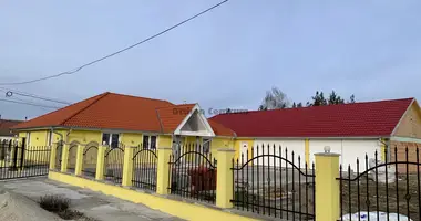 4 room house in Bugac, Hungary