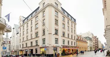 Mieszkanie 5 pokojów w Ryga, Łotwa
