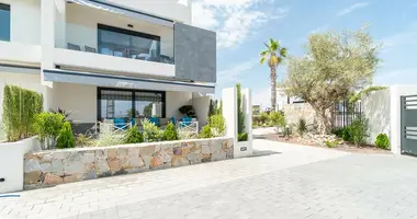 Bungalow  mit Parkplatz, mit Garten in Los Balcones, Spanien