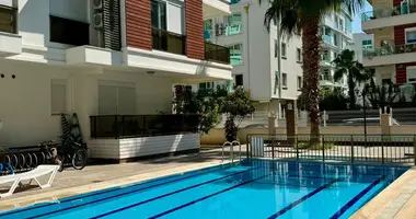 Apartamento 3 habitaciones en Muratpasa, Turquía