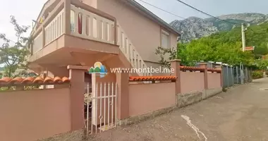 6 bedroom house in Sutomore, Montenegro