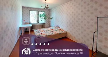 Apartamento 2 habitaciones en Haradzisca, Bielorrusia