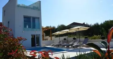 Villa 3 chambres dans Comitat de Split-Dalmatie, Croatie