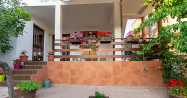 Casa 4 habitaciones en Kunje, Montenegro