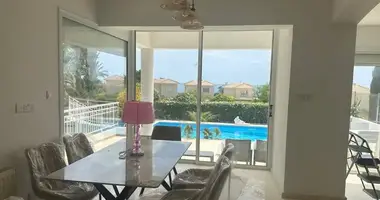 Haus 4 Schlafzimmer in Peyia, Zypern