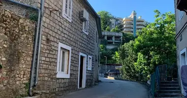 Casa 3 habitaciones en Herceg Novi, Montenegro