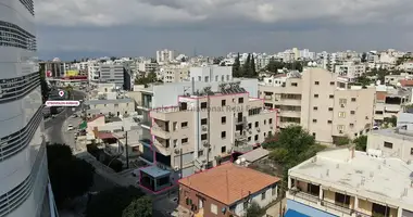 Propriété commerciale 612 m² dans Strovolos, Chypre