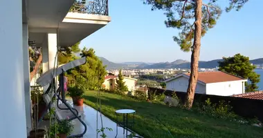 5 bedroom house in Susanj, Montenegro