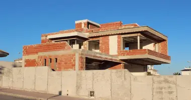 4 bedroom house in Rojales, Spain