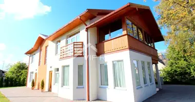 6 room house in Jurmala, Latvia