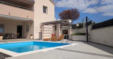 Dom 5 pokojów w Opcina Jasenice, Chorwacja