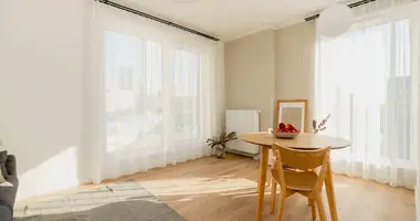 Квартира 2 комнаты в Варшава, Польша