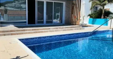 Bungalow 4 chambres dans Tala, Chypre