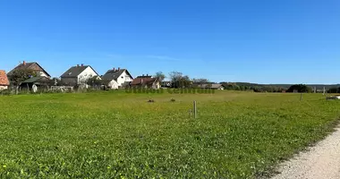 Grundstück in Porva, Ungarn