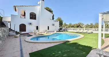 Villa 4 bedrooms with Furnitured, with Air conditioner, with Alarm system in Orihuela, Spain