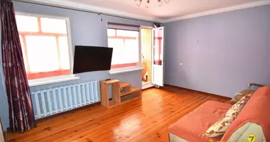 Apartamento 4 habitaciones en Lahoysk, Bielorrusia