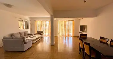 Wohnung 4 Zimmer in Budva, Montenegro