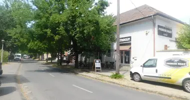Commercial property 110 m² in Vac, Hungary