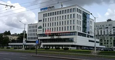 Oficina 483 m² en Minsk, Belarús